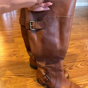 Women’s Cognac Tan boots in size 6.5